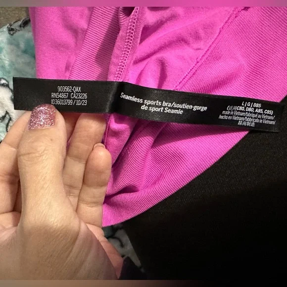 Pink Active Victoria Secret Seamless Sport Bra, NO pads. - Picture 5 of 7